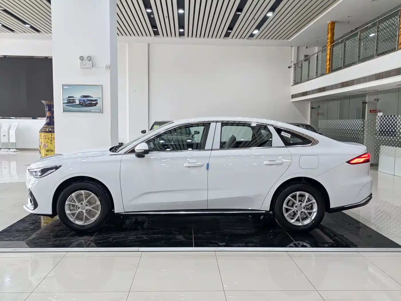 Geely Galaxy Galaxy Stellar 6 2025 125km Long Voyage Edition фото 11