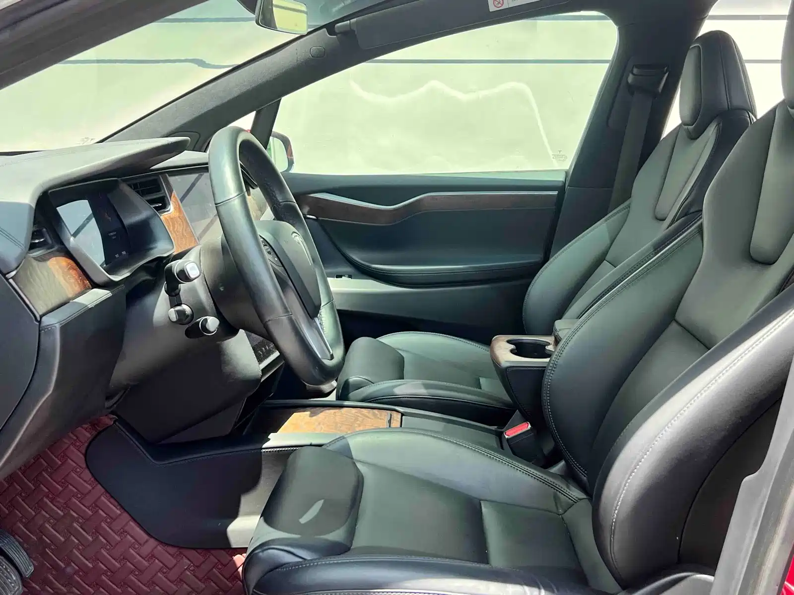 Фото 9 - Tesla Model X
