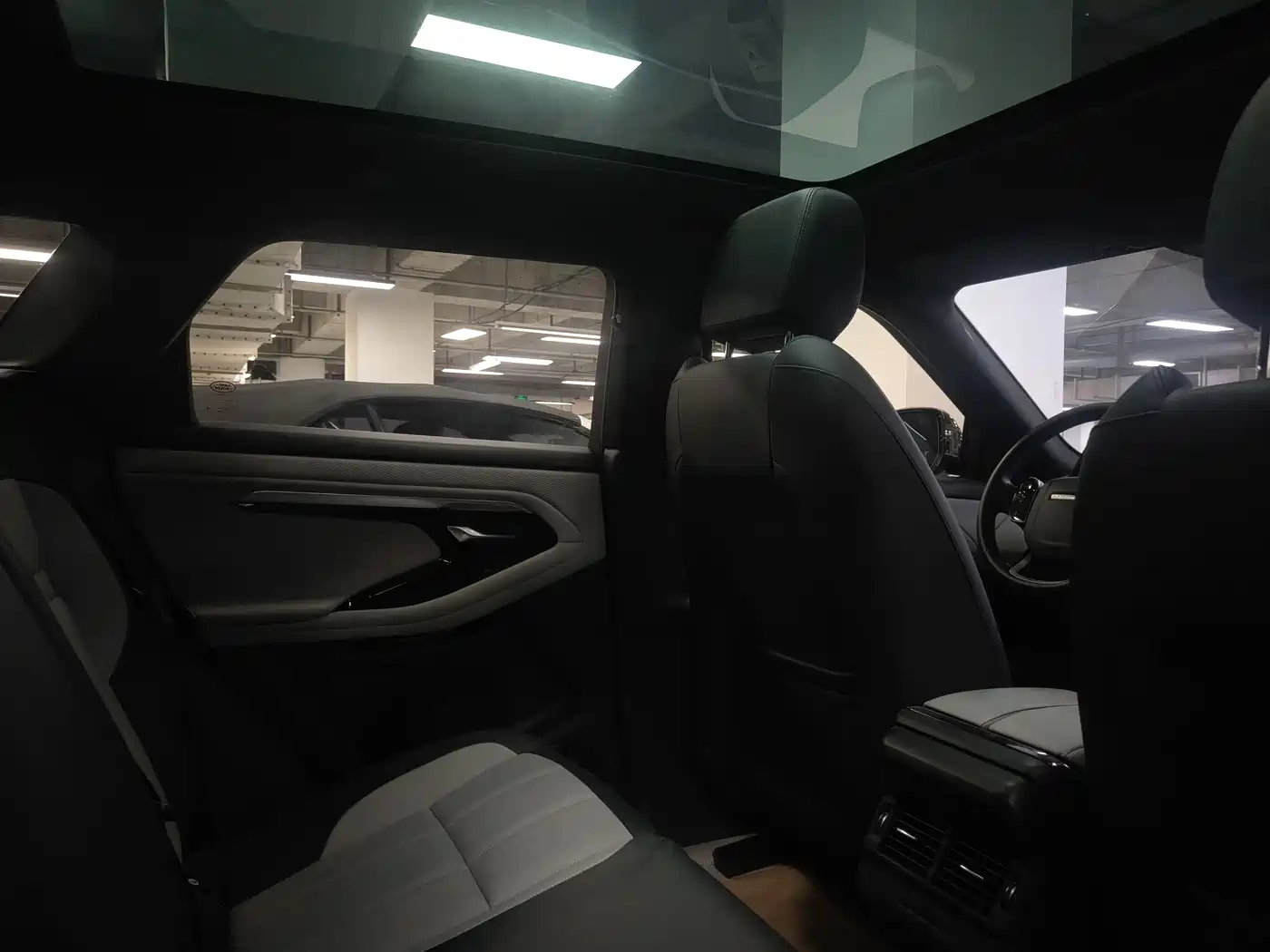 Land Rover Range Rover Evoque 2020 249PS R-DYNAMIC S Sport Edition фото 14