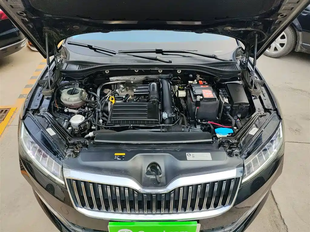 Škoda Superb 2019 TSI280 DSG Standard Edition фото 20
