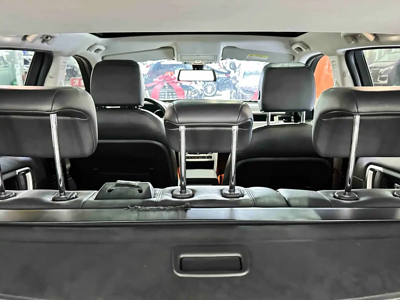 Land Rover Discovery Sport 2018 240PS SE Edition фото 10
