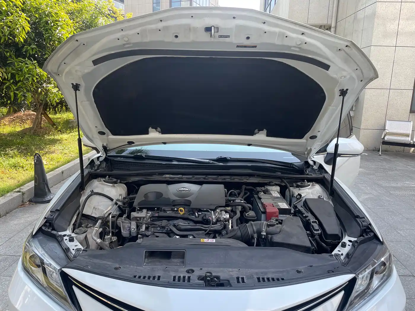 Toyota Camry 2023 2.0G Luxury Edition фото 17