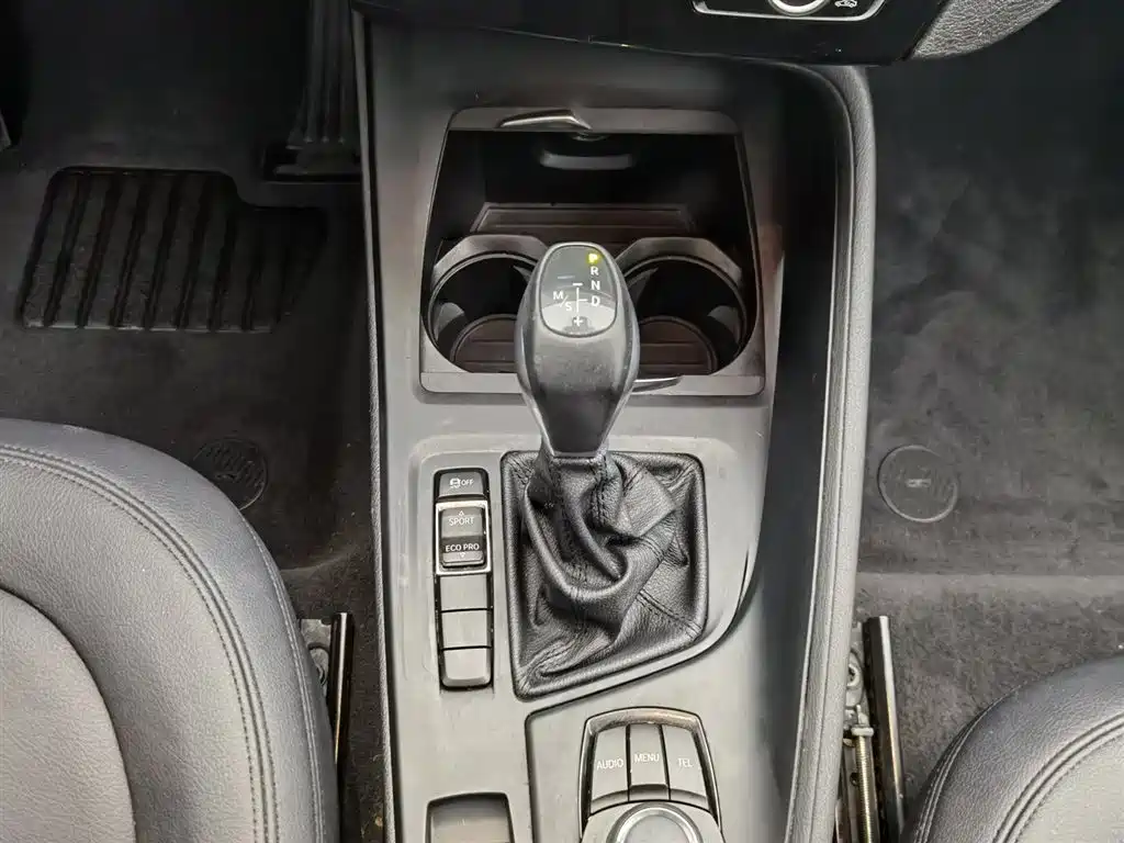 BMW X1 2016 sDrive18Li Fashion Model фото 13