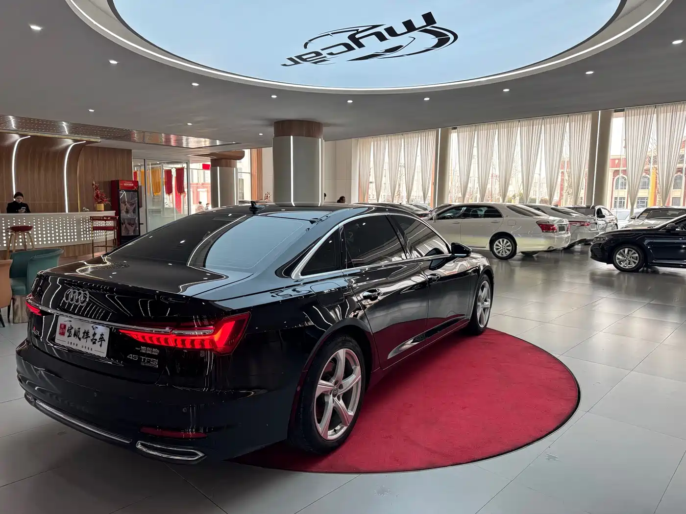 Audi A6L 2021 45 TFSI quattro Exclusive Elegance фото 5