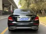 Photo 9 - Mercedes-Benz E-Class