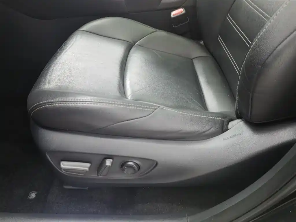 Toyota Wildlander 2020 2.0L CVT 2WD Luxury Edition фото 20
