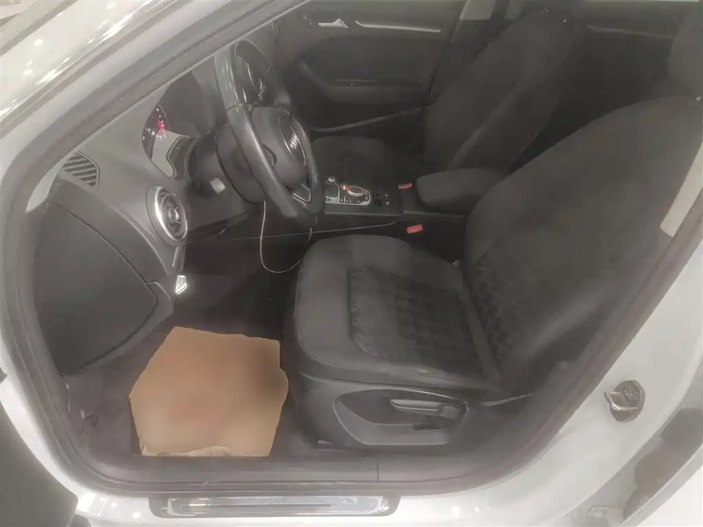 Audi A3 2016 Sportback 35 TFSI Progressive фото 15
