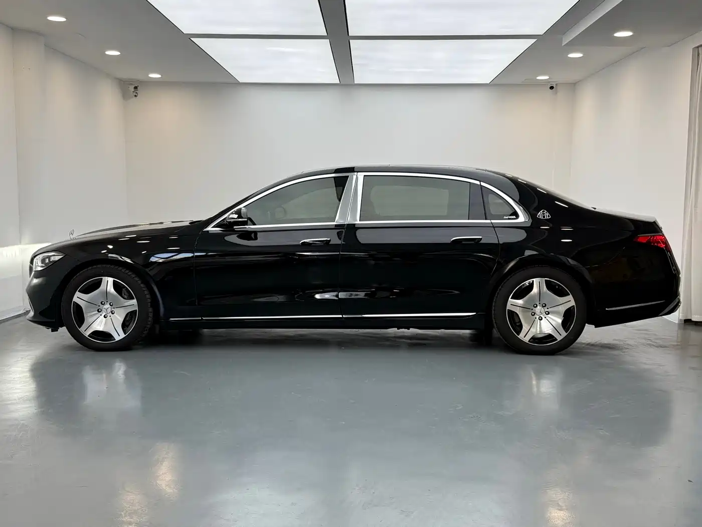 Mercedes-Benz Maybach S-Class 2023 S 480 4MATIC фото 8
