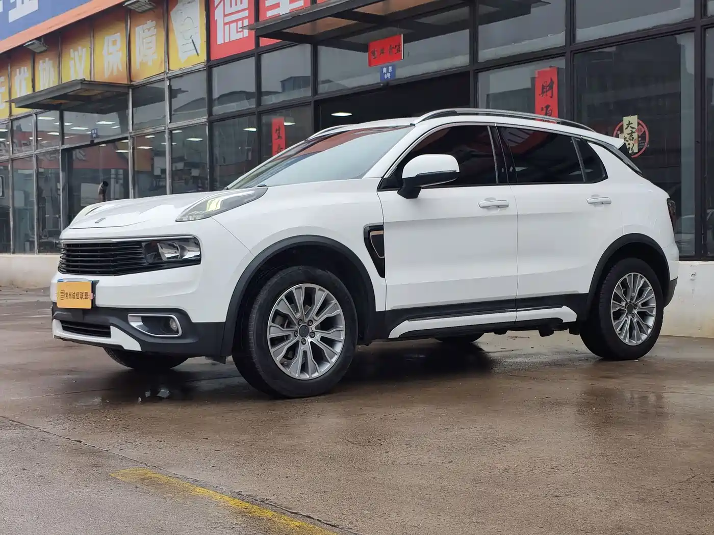Lynk & Co 01 2017 2.0T 2WD
