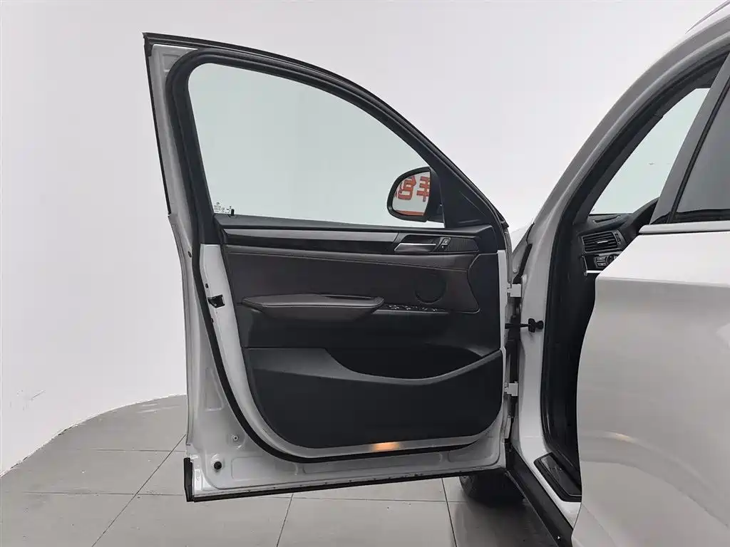 BMW X4 2014 xDrive20i X Design Package фото 8