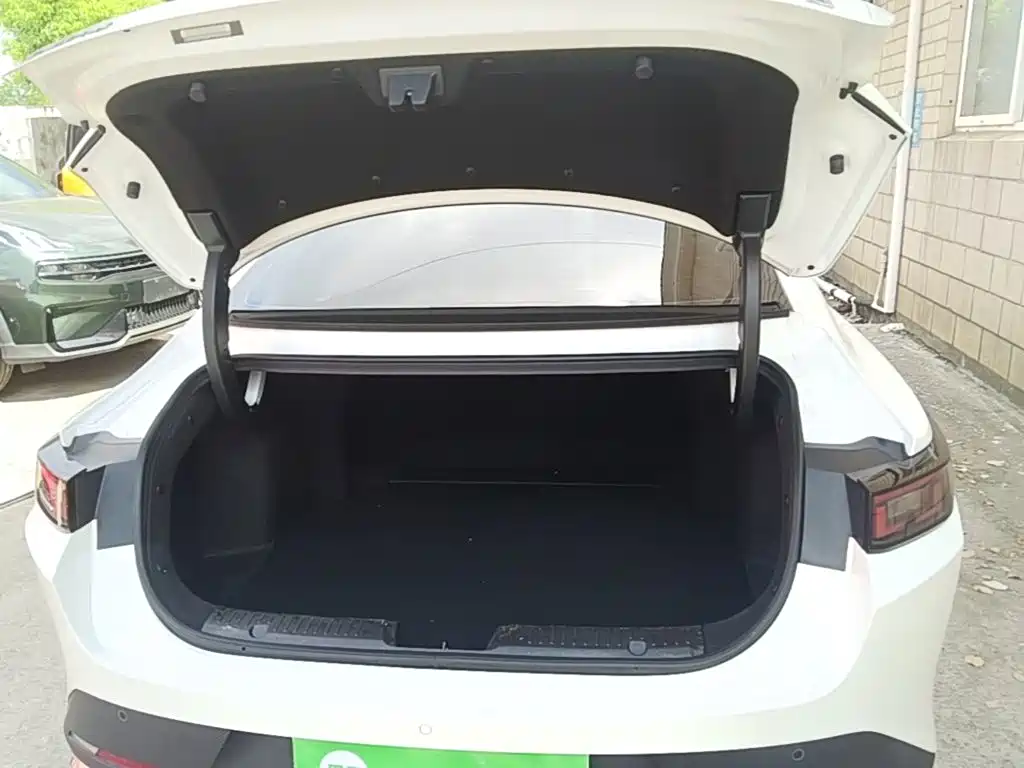 Changan Yida 2024 2023 Blue Whale NE 1.5T GDI DCT Pilot