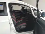 Фото 8 - Geely Vision X3