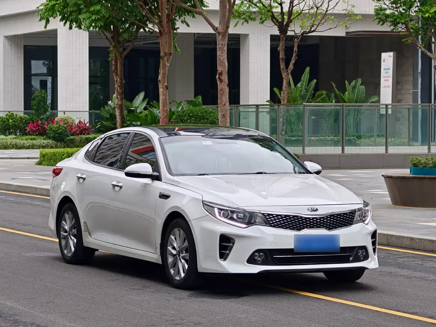 Kia K5 2016 1.6T Automatic LUX фото 3