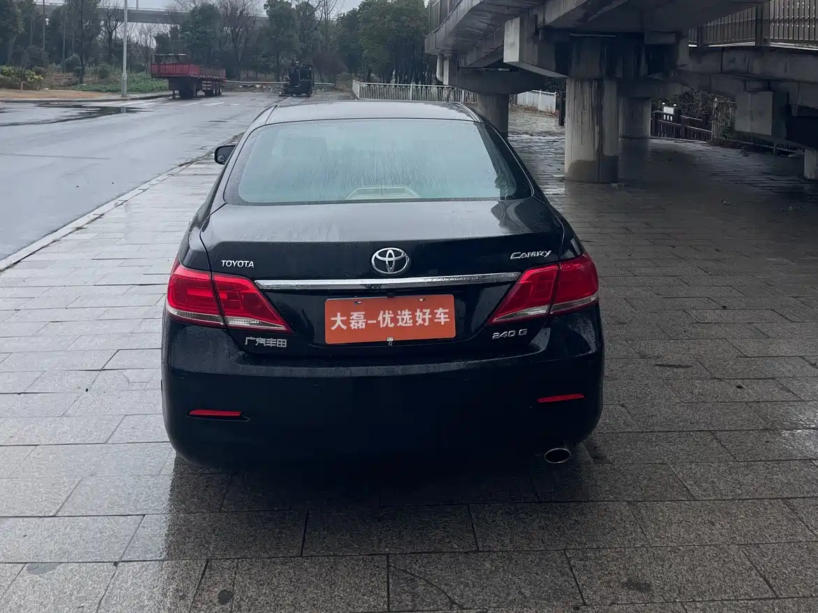 Toyota Camry 2011 240G Classic Anniversary Edition фото 6