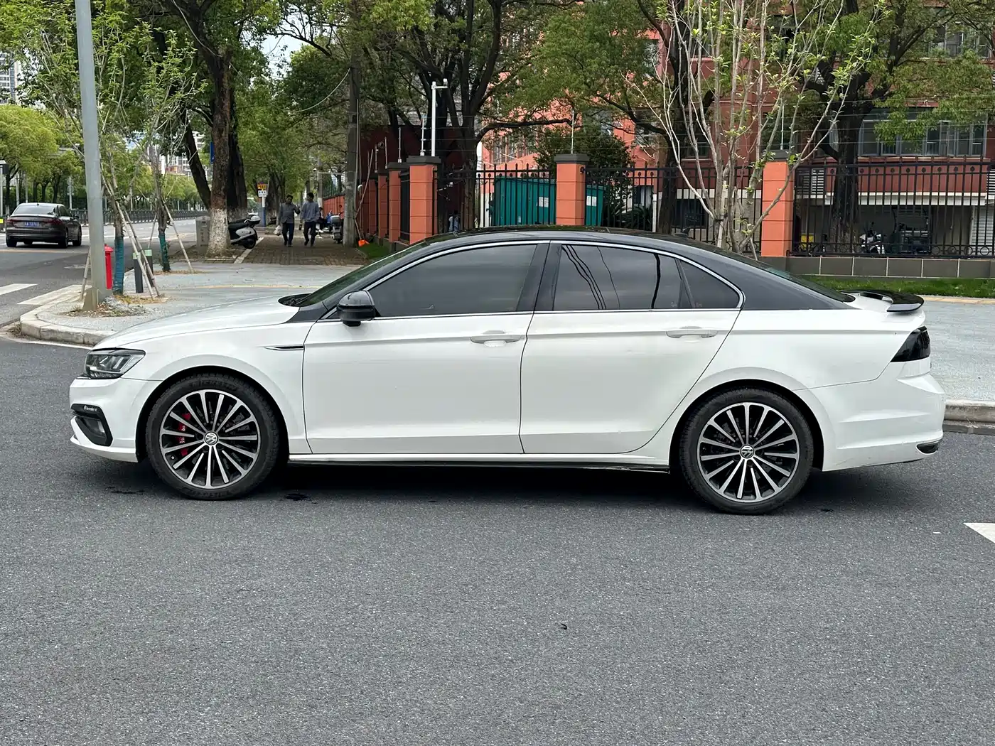 Volkswagen Lamando 2019 230TSI DSG Fashion Edition China VI фото 13