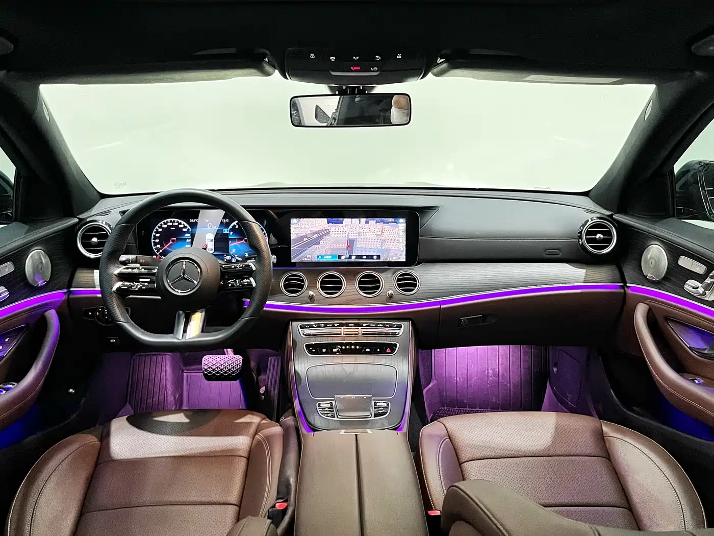 Mercedes-Benz E-Class 2021 E 300 L Sport Luxury Edition фото 5