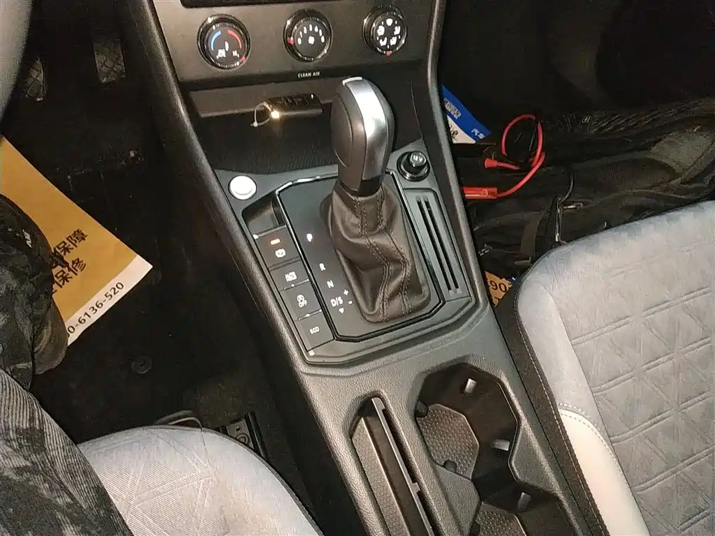 Volkswagen Lavida 2024 Model 300TSI DSG Full Comfort Edition фото 14