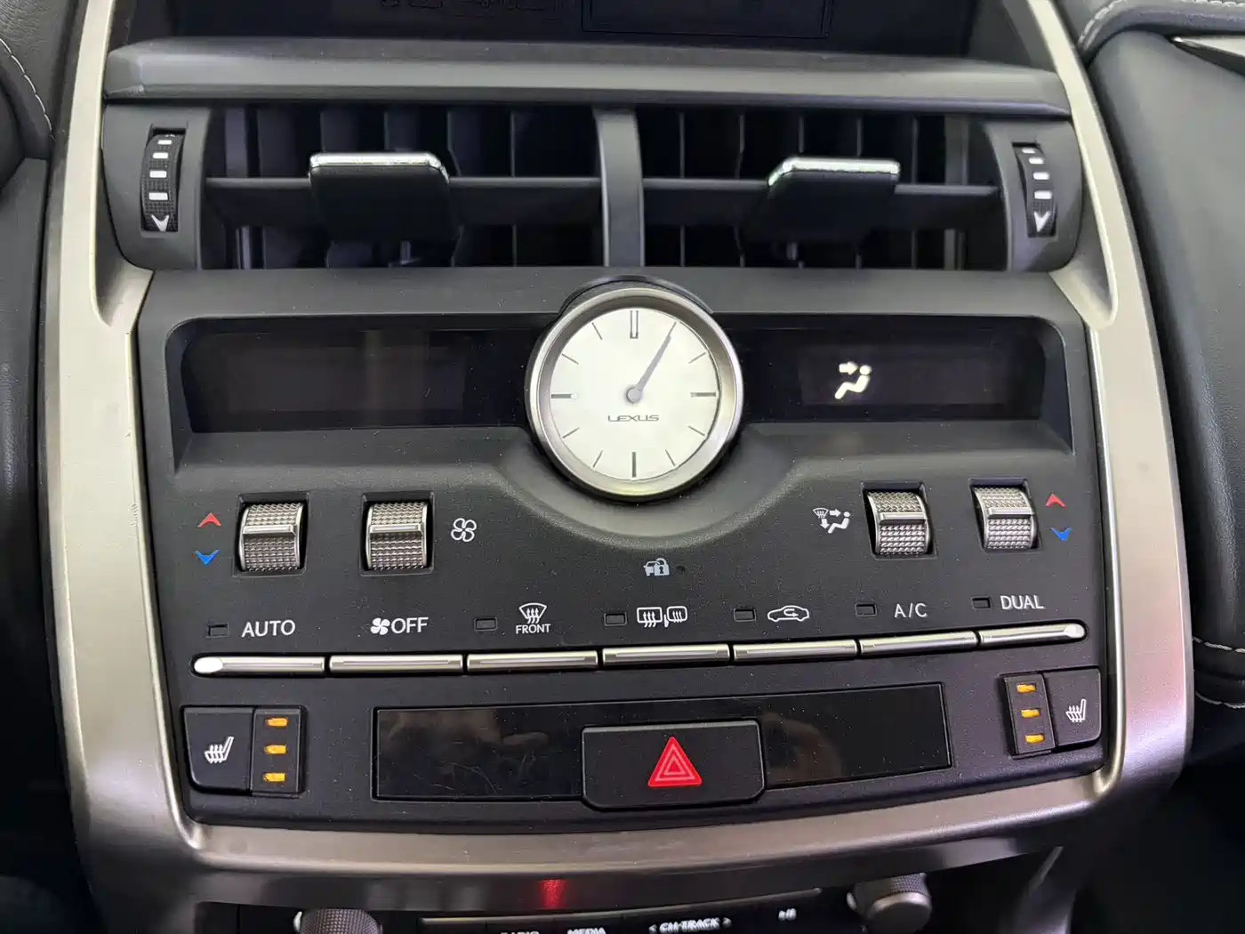 Lexus NX 2020 200 AWD F Sport China VI фото 20