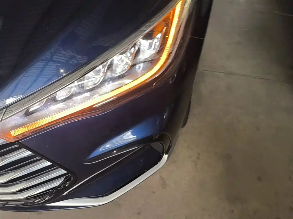 BYD Song MAX 2021 Upgrade 1.5T Automatic Luxury Edition 6-Seater фото 24