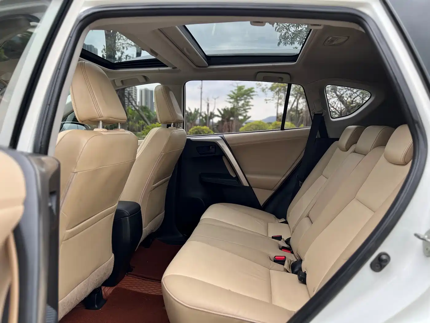 Toyota RAV4 Rongfang 2013 2.5L Auto 4WD Elite фото 10