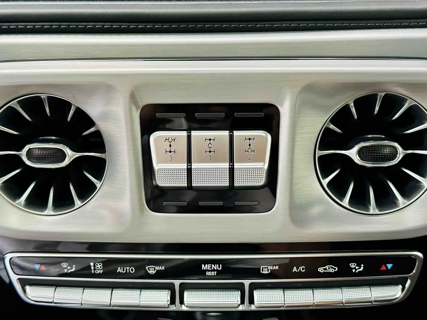 Mercedes-Benz G-Class 2022 G 500 фото 8