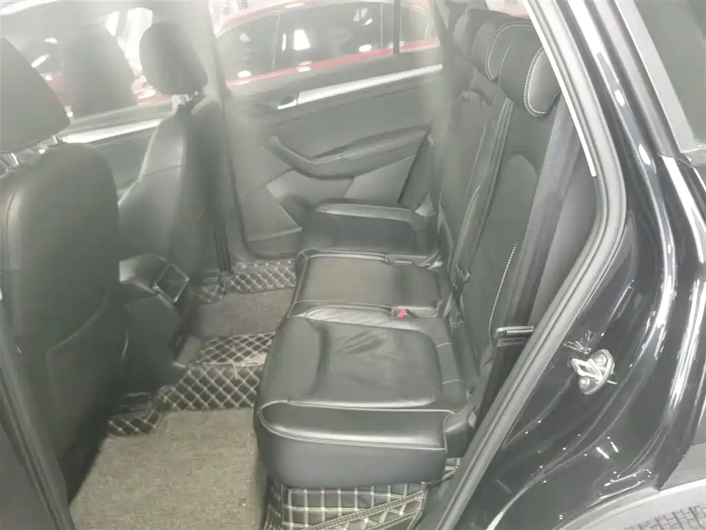 Škoda Kodiaq 2018 TSI330 5-seat FWD Luxury фото 13