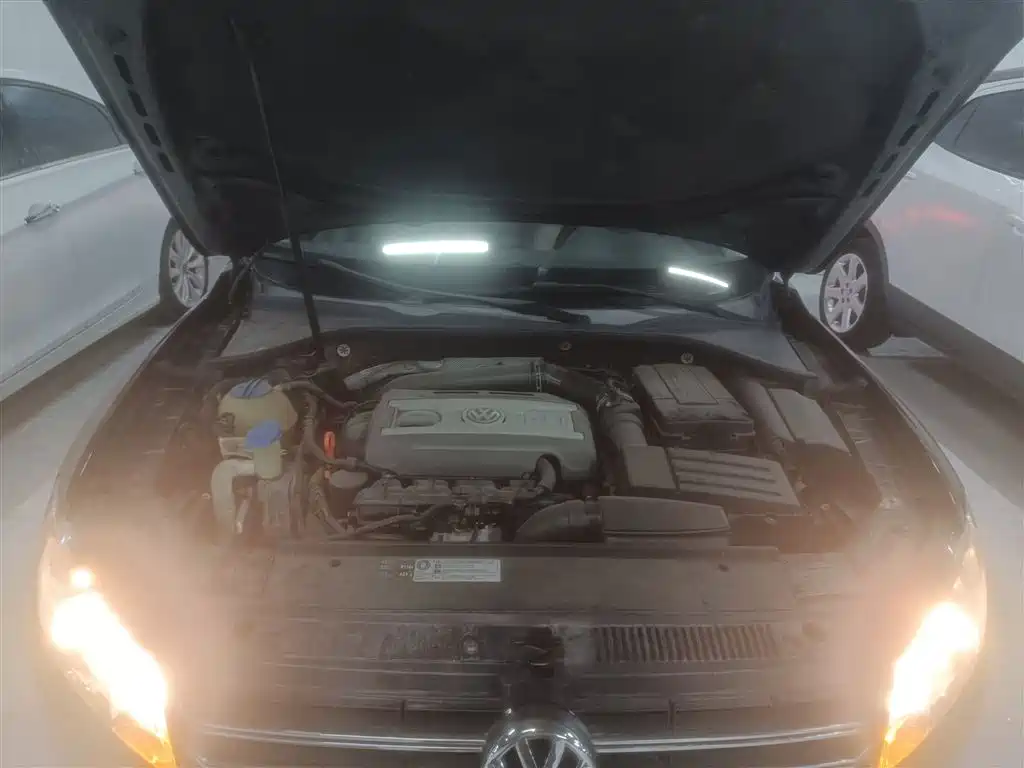 Volkswagen Passat 2013 1.8TSI DSG Zunrong фото 20