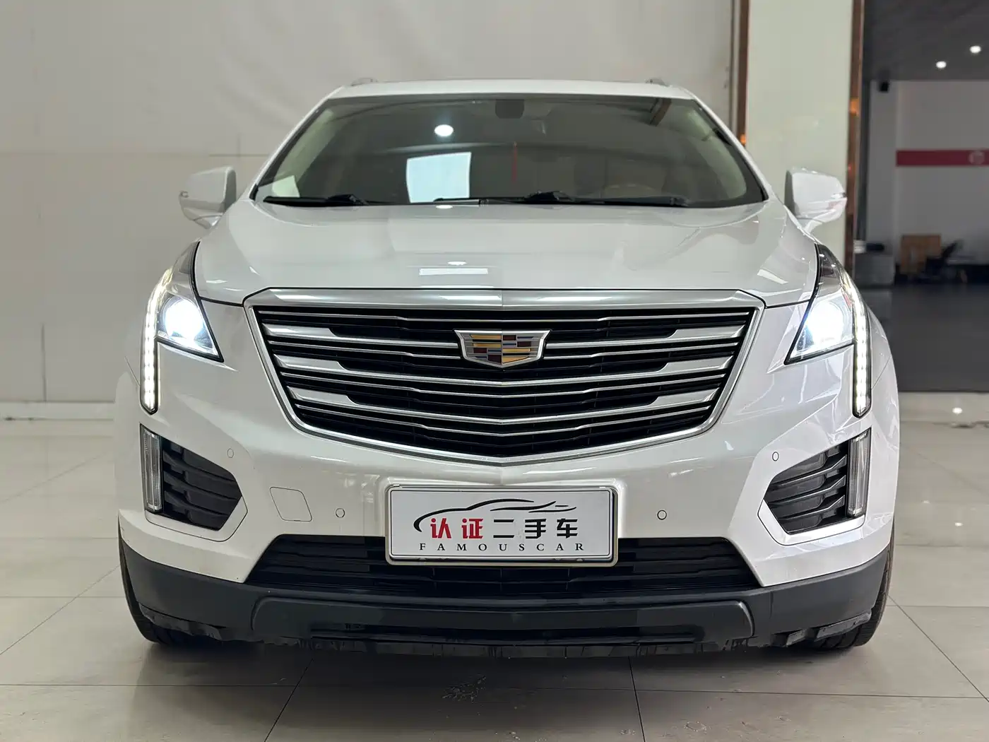 Cadillac XT5 2018 25T Luxury фото 2