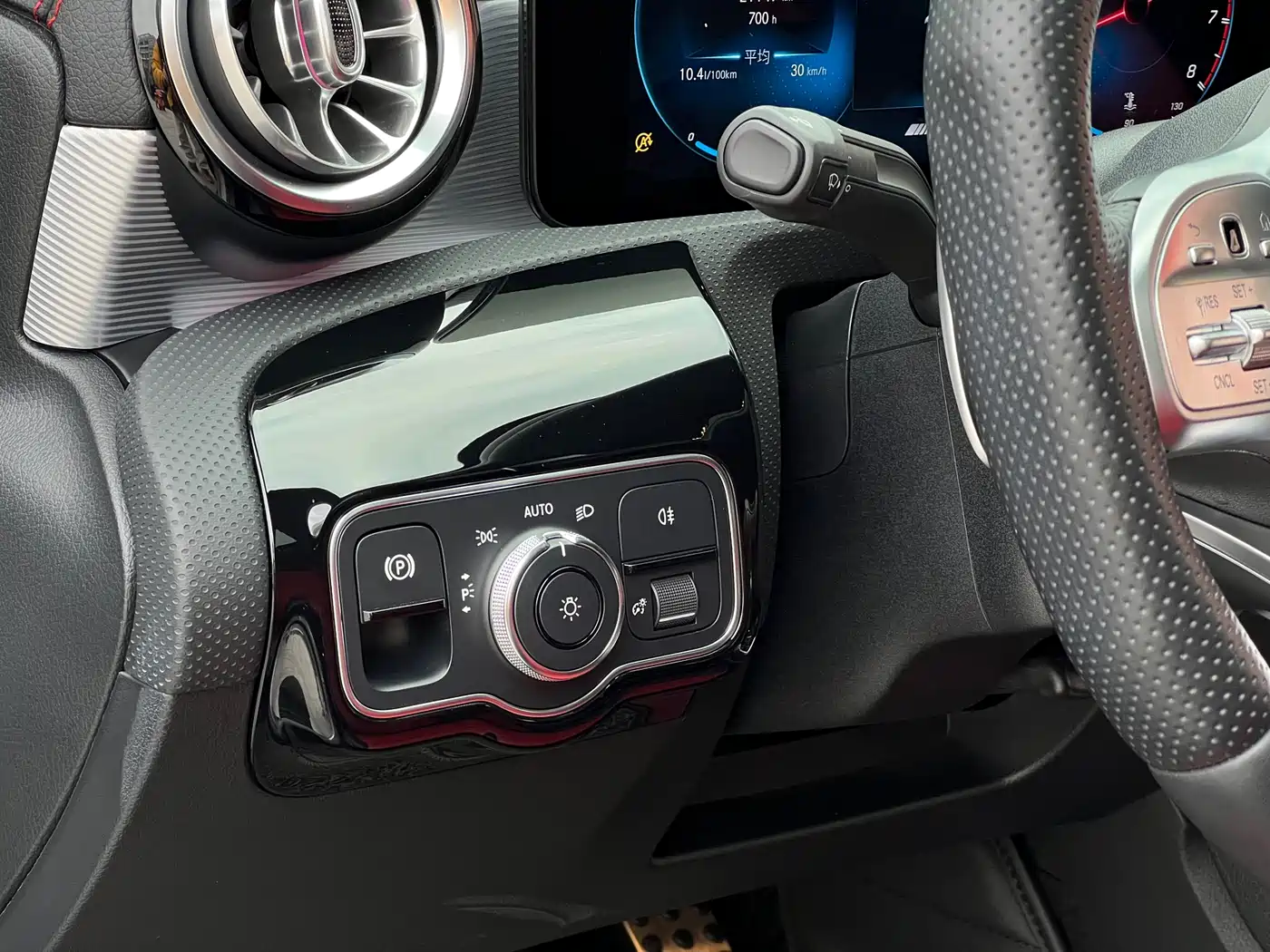 Mercedes-Benz A-Class AMG 2020 AMG A 35 L 4MATIC фото 21
