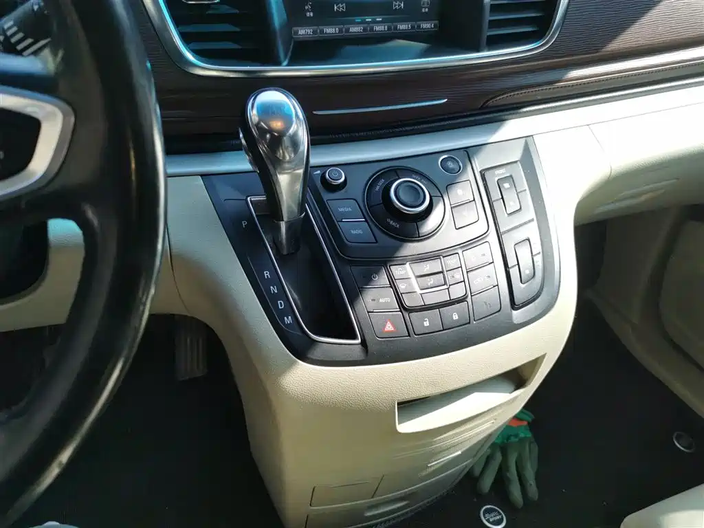 Buick GL8 2017 25S Luxury China V фото 14