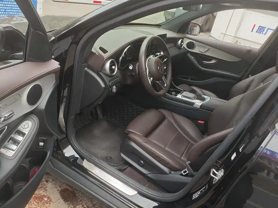 Фото 6 - Mercedes-Benz GLC