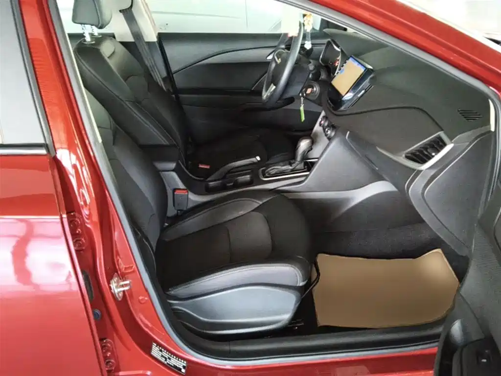 Chevrolet Cavalier 2019 320 Automatic Joy Edition фото 25