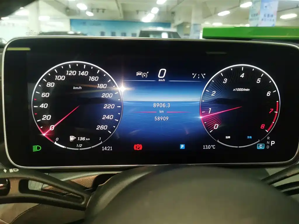Mercedes-Benz C-Class 2023 Facelift C 260 L Sport Edition фото 12