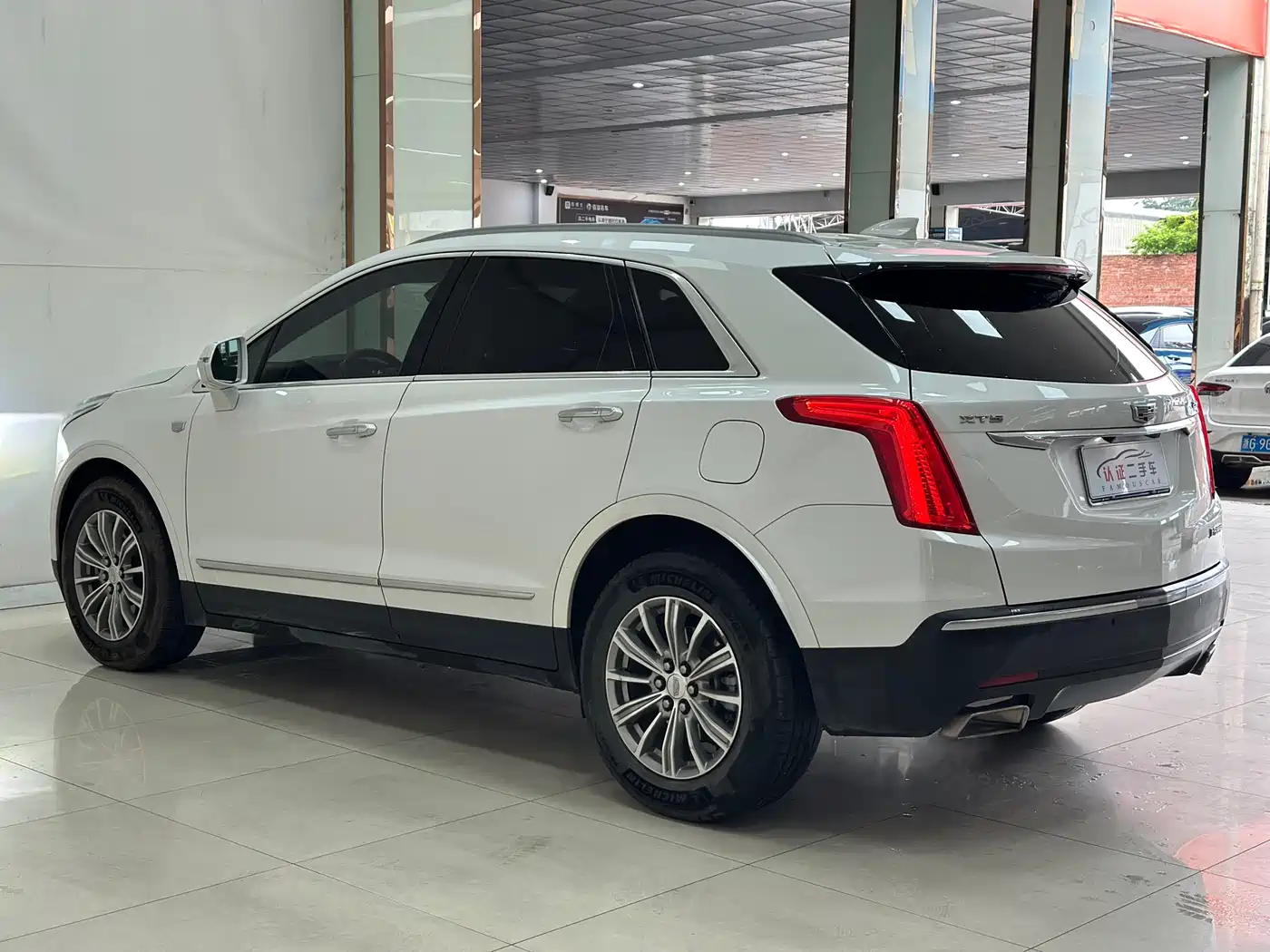 Cadillac XT5 2018 25T Luxury фото 18