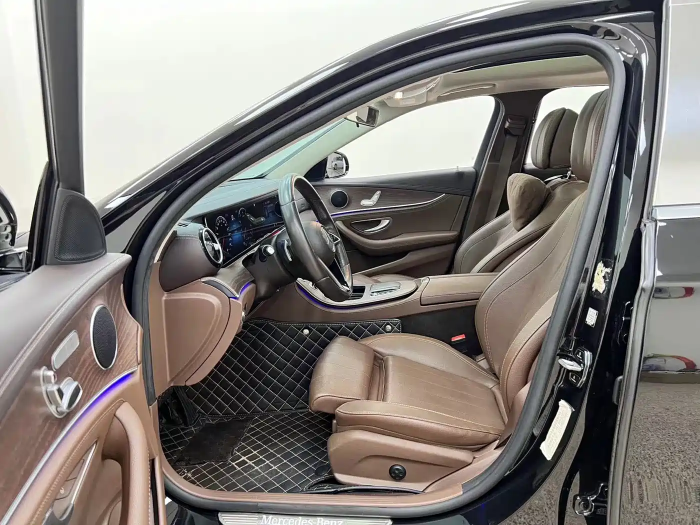 Mercedes-Benz E-Class 2021 E 260 L фото 6