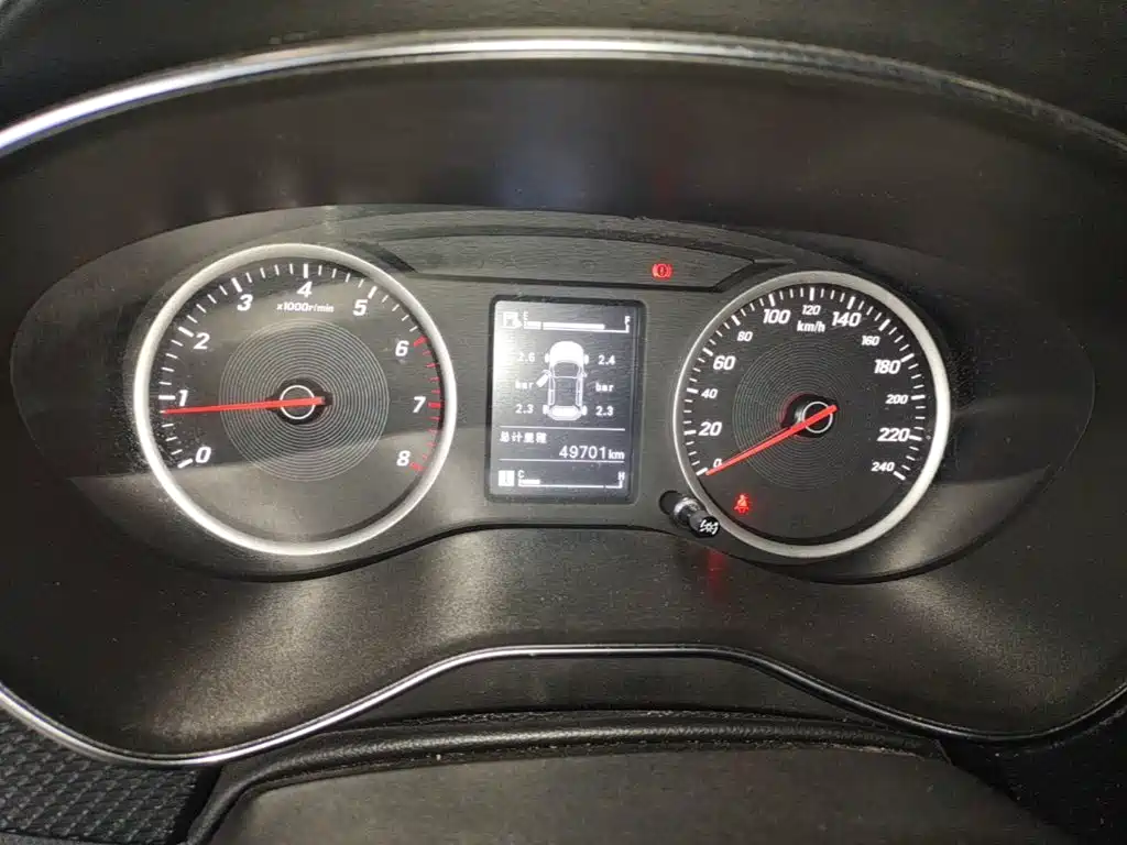 Baojun 730 2019 2019 1.5L Manual Fashion Edition 7-Seater China VI