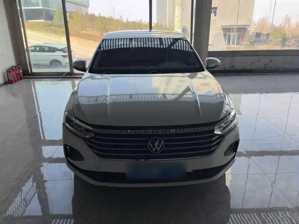 Volkswagen Lavida 2023 1.5L Auto Delight Edition фото 3