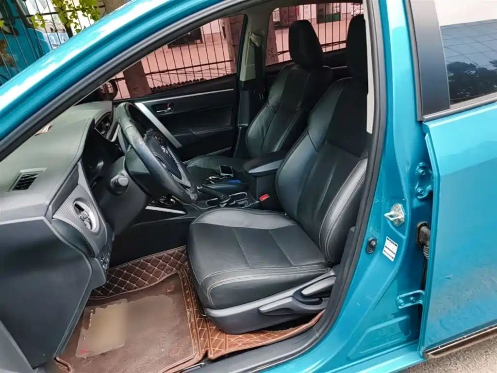 Toyota Levin Twin Engine E+ 2019 1.8PH V E-CVT Luxury Edition фото 15