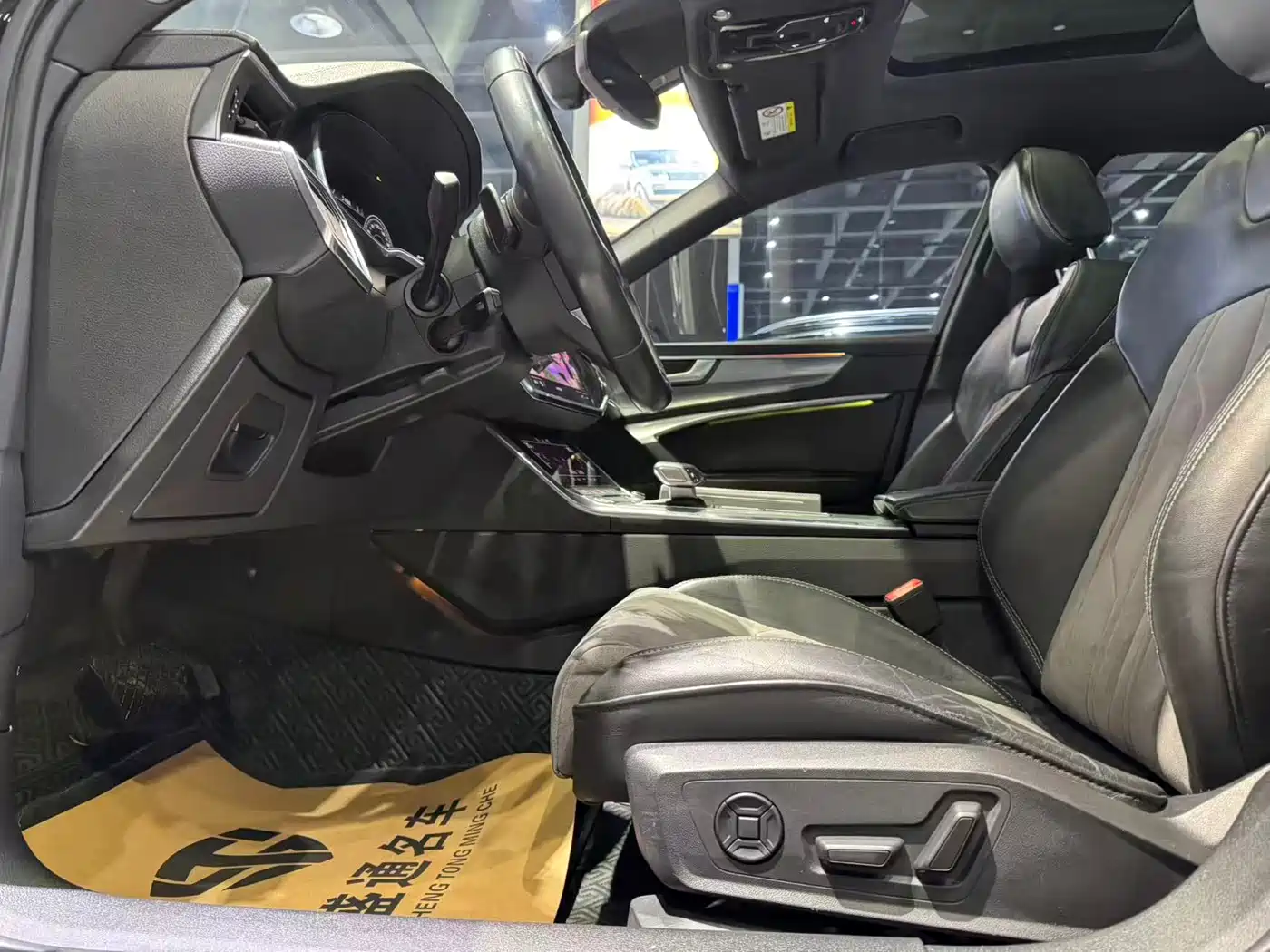 Audi A6L 2019 40 TFSI Luxury Dynamic фото 11