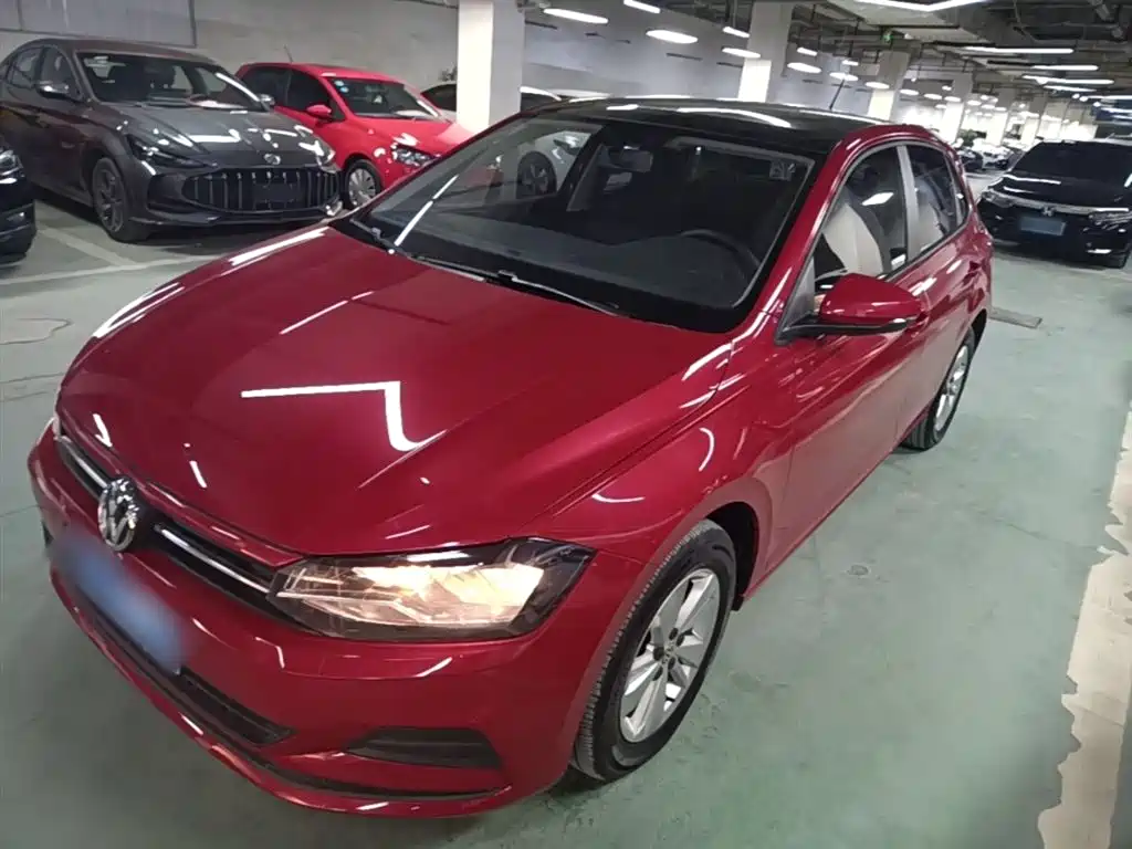 Volkswagen Polo 2019 Plus 1.5L Automatic Panorama Enjoyment Edition фото 2
