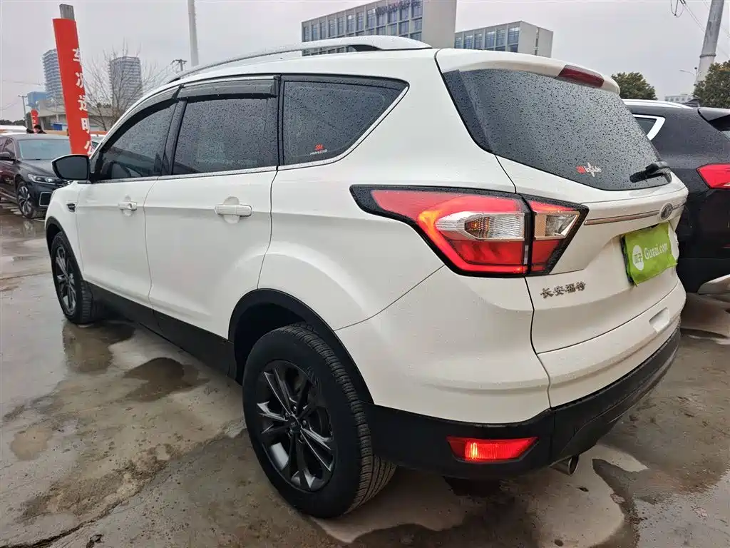Ford Kuga 2021 2019 EcoBoost 180 2WD Platinum Wing Edition China VI