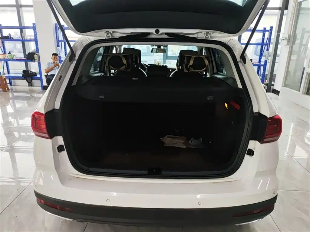 Volkswagen Tharu 2021 Model 280TSI 2WD Luxury Edition фото 9
