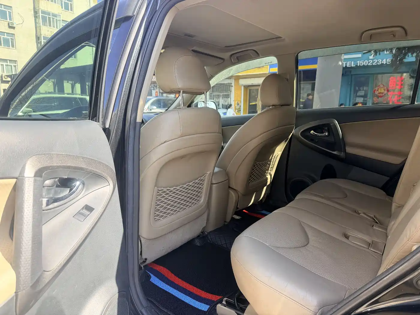 Toyota RAV4 Rongfang 2012 Styling Edition 2.4L Automatic 4WD Luxury фото 8