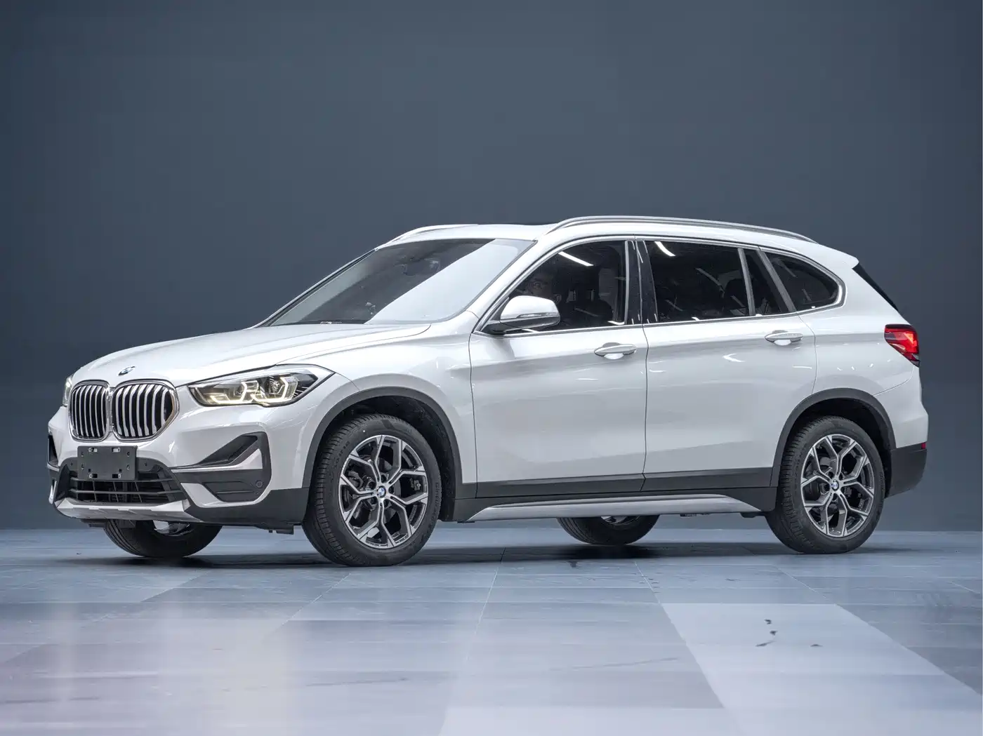 BMW X1 2022 sDrive20Li Premium