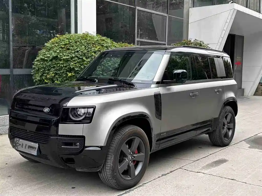 Land Rover Defender 2025 110 3.0T P400 X