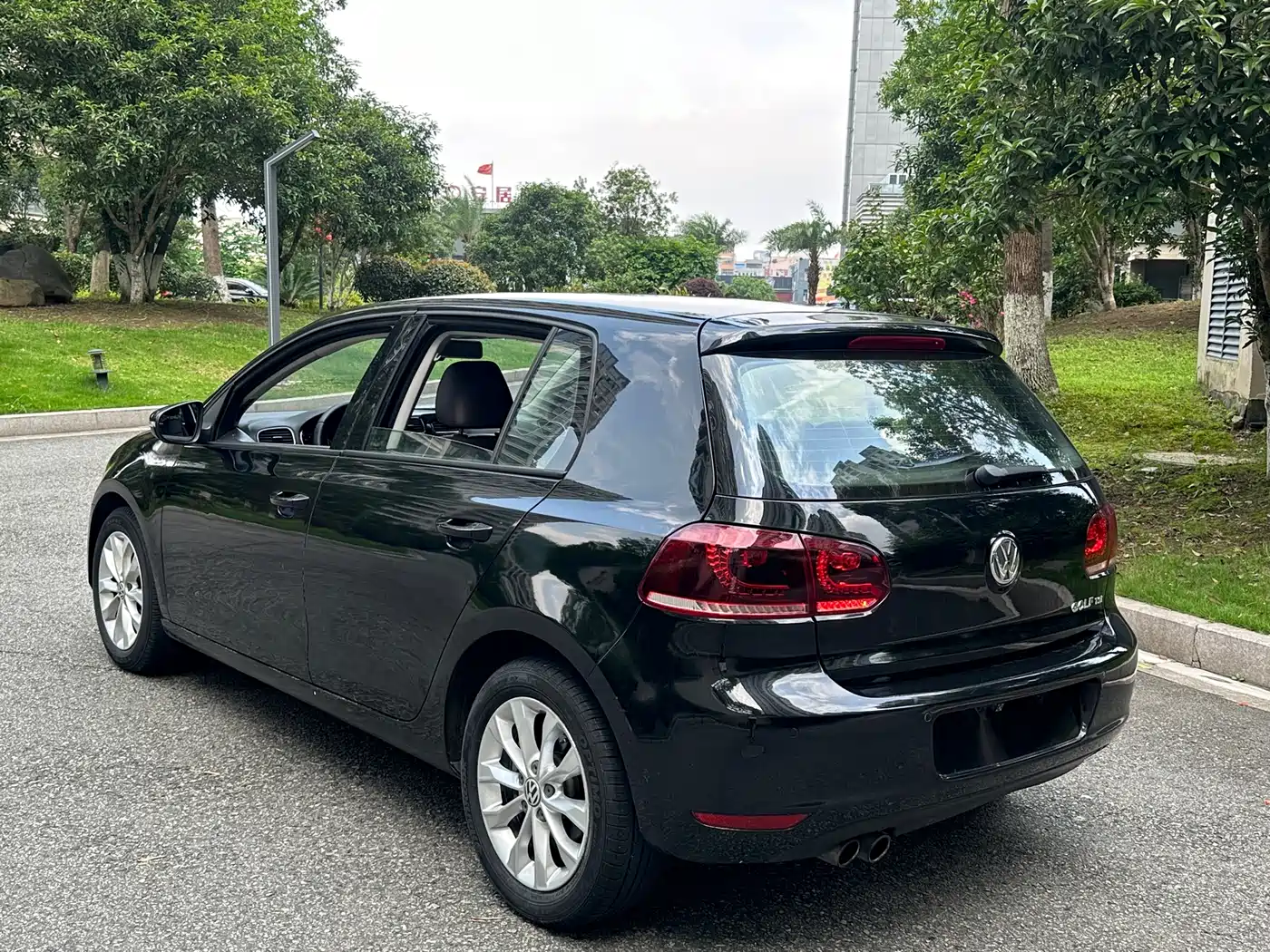 Volkswagen Golf 2012 1.4TSI Manual Comfort Type фото 6