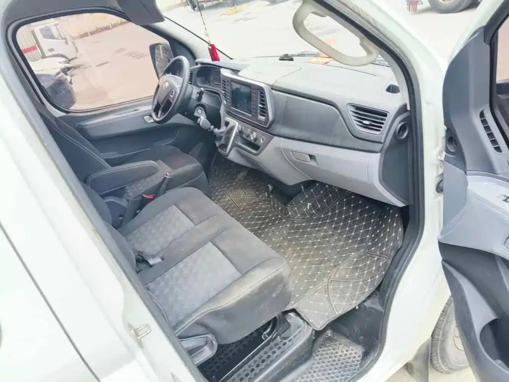 Photo 12 - SAIC Maxus Xintu V80