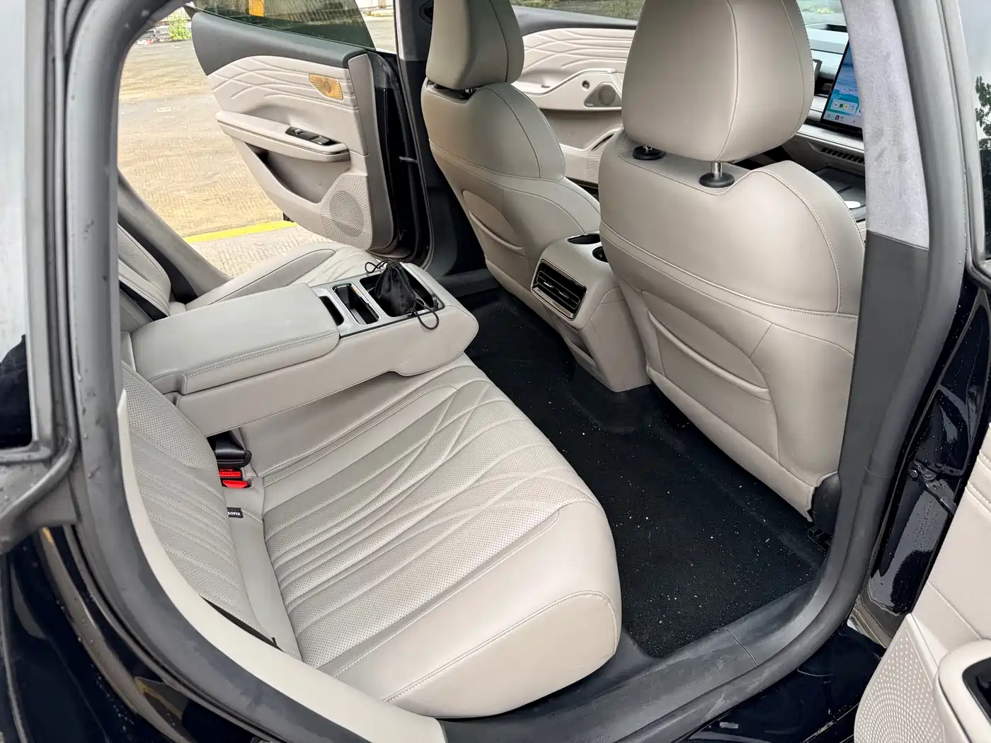 Geely Galaxy Galaxy Xingyao 8 2025 130km EM-P Starship Edition фото 14