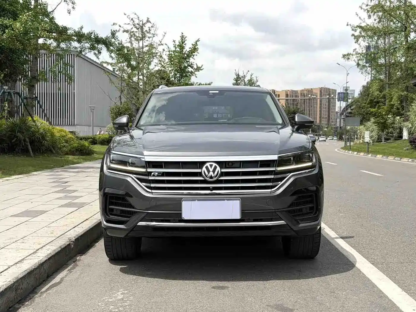Volkswagen Touareg 2019 3.0TSI Sharp Edge Edition China V фото 2