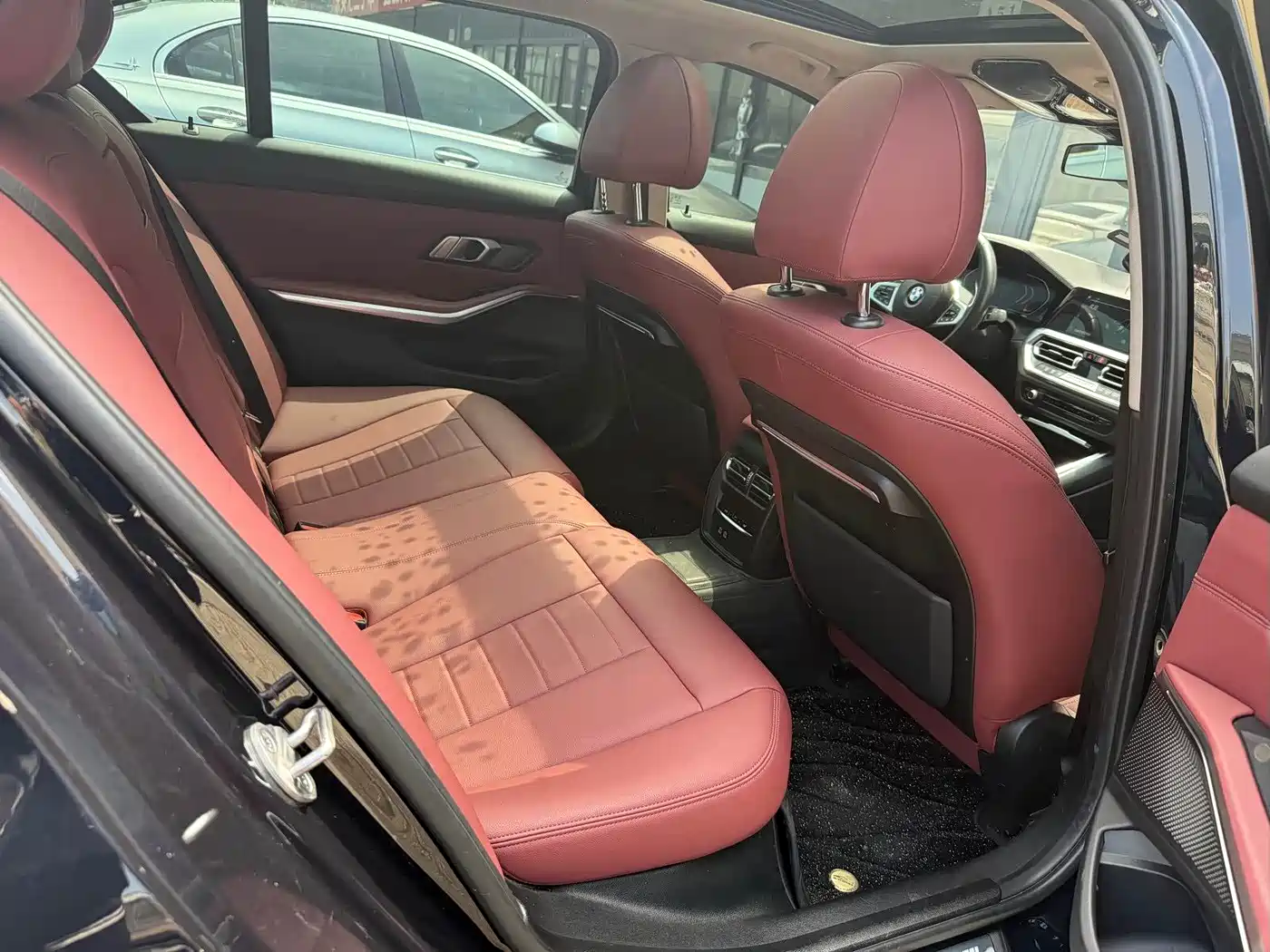 BMW 3 Series 2021 Second Facelift 325Li M Sport Package фото 8